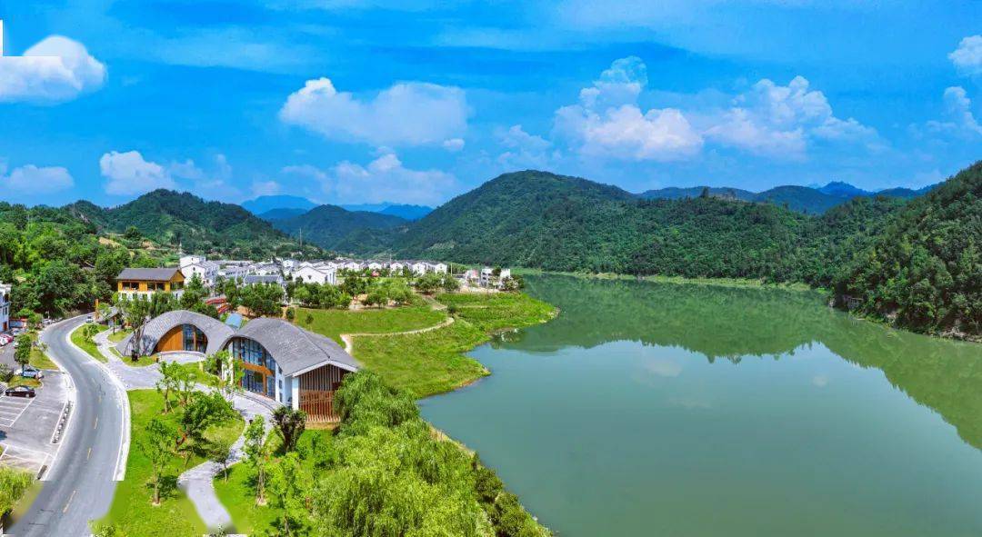 熱烈祝賀我公司承接湖北十堰東風故里歷史文化街區文化演藝中心